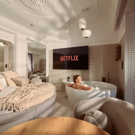 Granaria Jacuzzi Premium By Downtown 4* Gdańsk